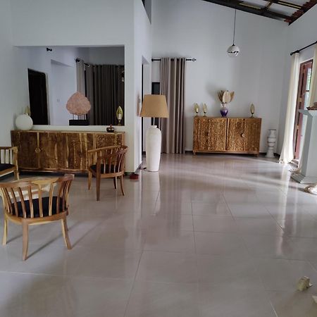 Villa Lyvie Ayurvedic Hotel タンガラ エクステリア 写真
