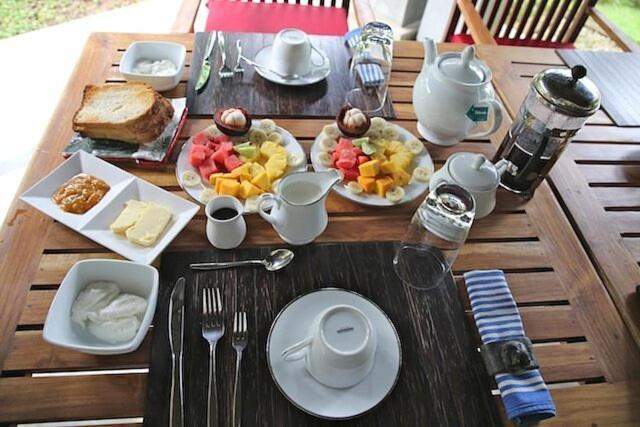 Villa Lyvie Ayurvedic Hotel タンガラ エクステリア 写真