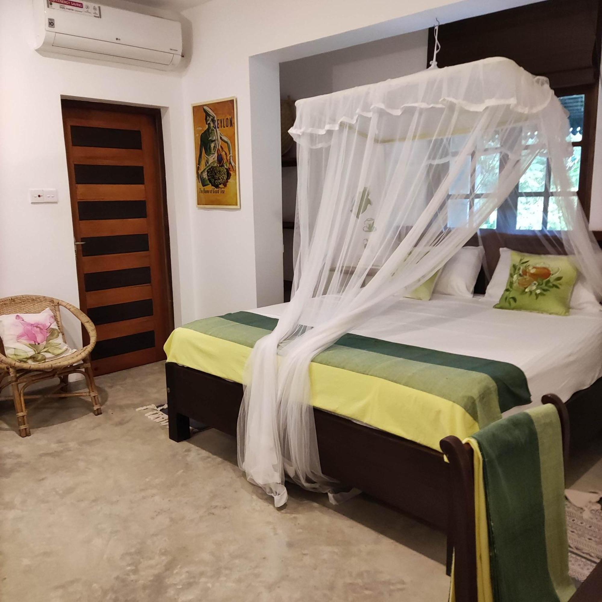 Villa Lyvie Ayurvedic Hotel タンガラ エクステリア 写真