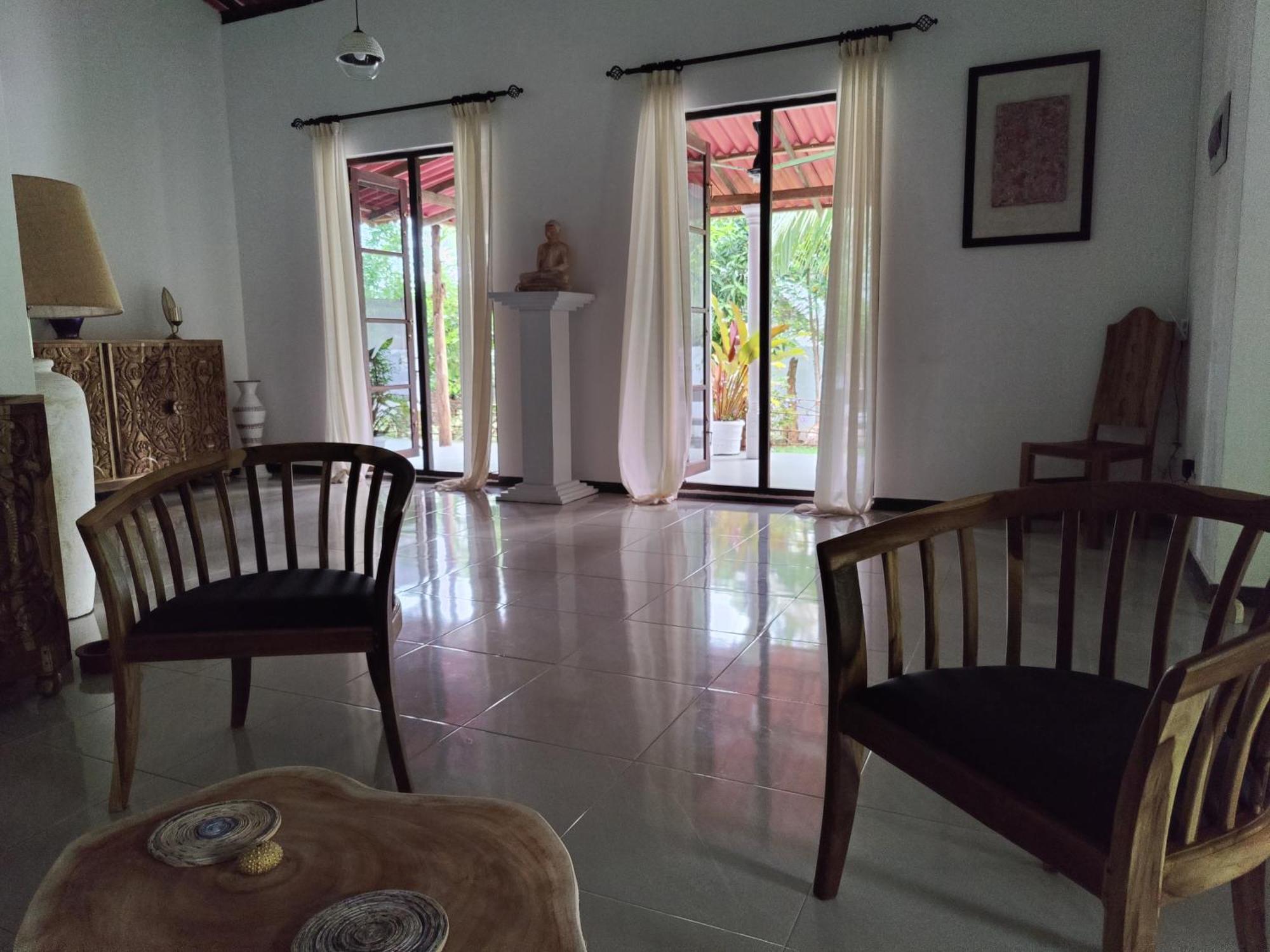 Villa Lyvie Ayurvedic Hotel タンガラ エクステリア 写真